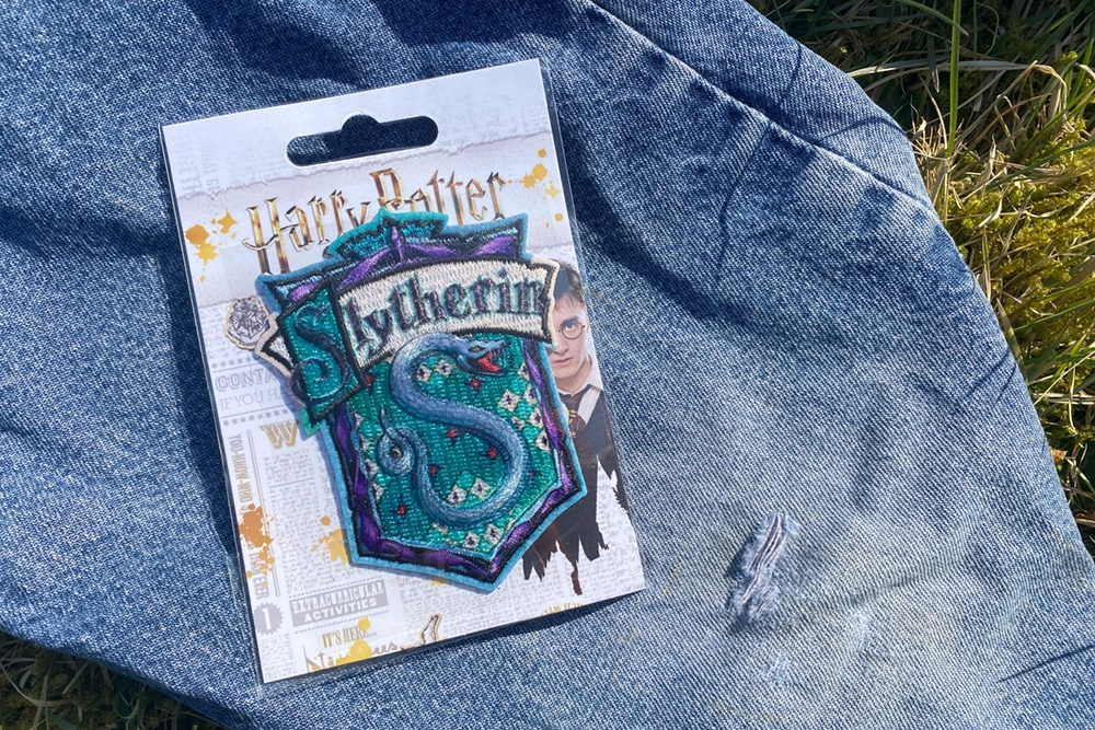 Slytherin-Wappen aus dem Harry Potter-Universum // Patch bzw. Aufnäher Slytherin-Wappen aus dem Harry Potter-Universum // Patch bzw. Aufnäher