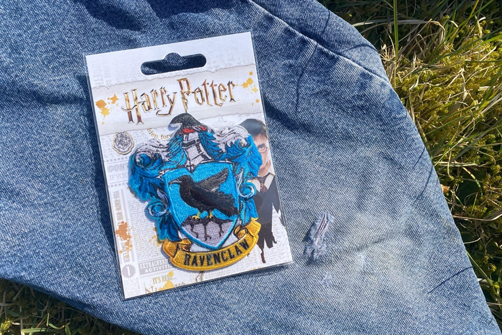 Ravenclaw-Wappen aus dem Harry Potter-Universum // Patch bzw. Aufnäher Ravenclaw-Wappen aus dem Harry Potter-Universum // Patch bzw. Aufnäher